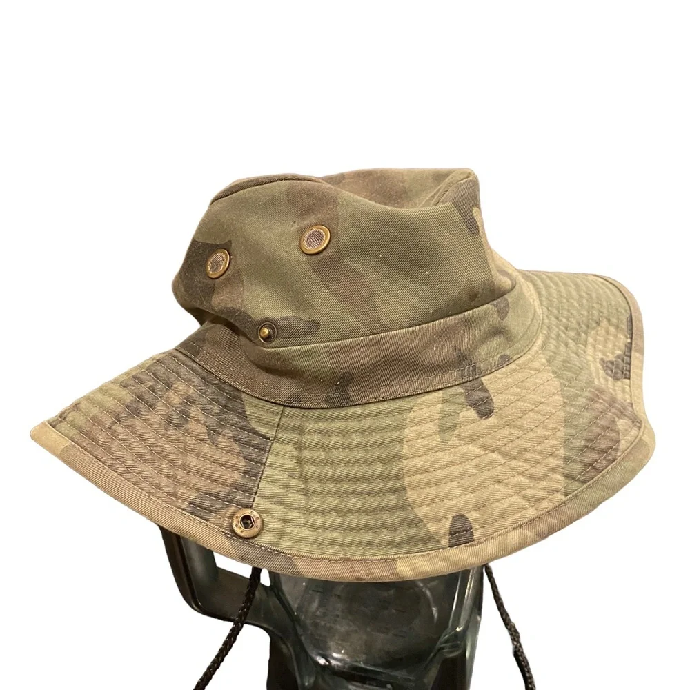 Hat camouflage snap brim small screens air vents